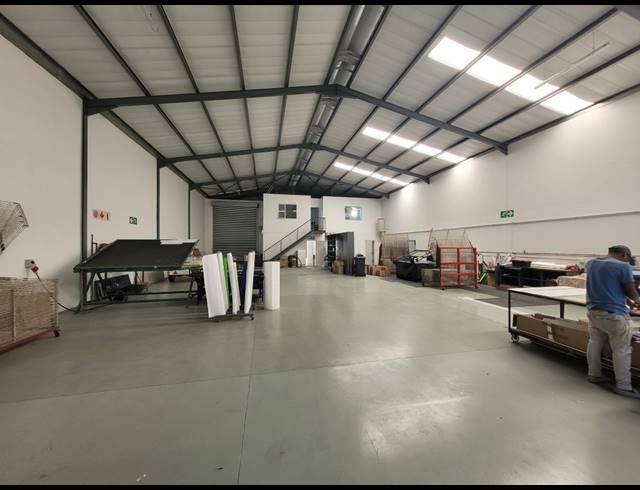 595M² WAREHOUSE TO LET IN BRACKENFELL INDUSTRIAL